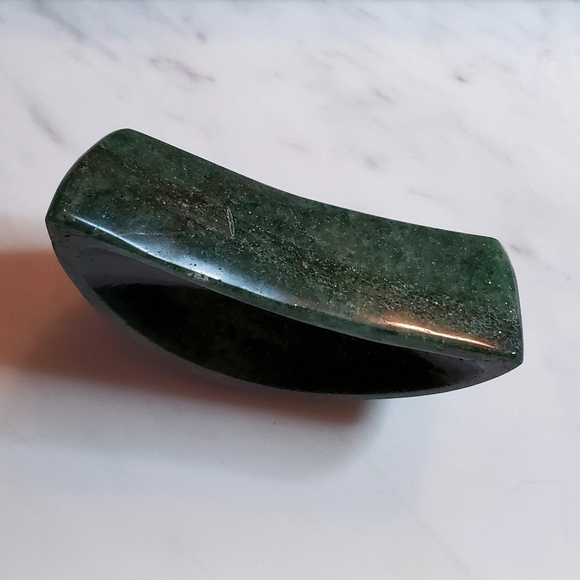 Crystal crescent moon dish - Picture 9 of 12